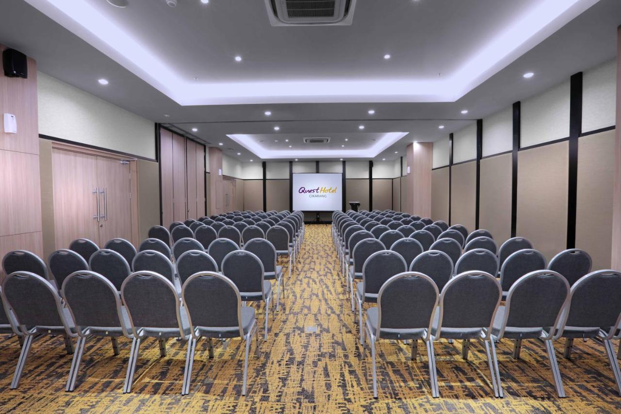 Quest Prime Cikarang By Aston Hotel Бекаси Екстериор снимка
