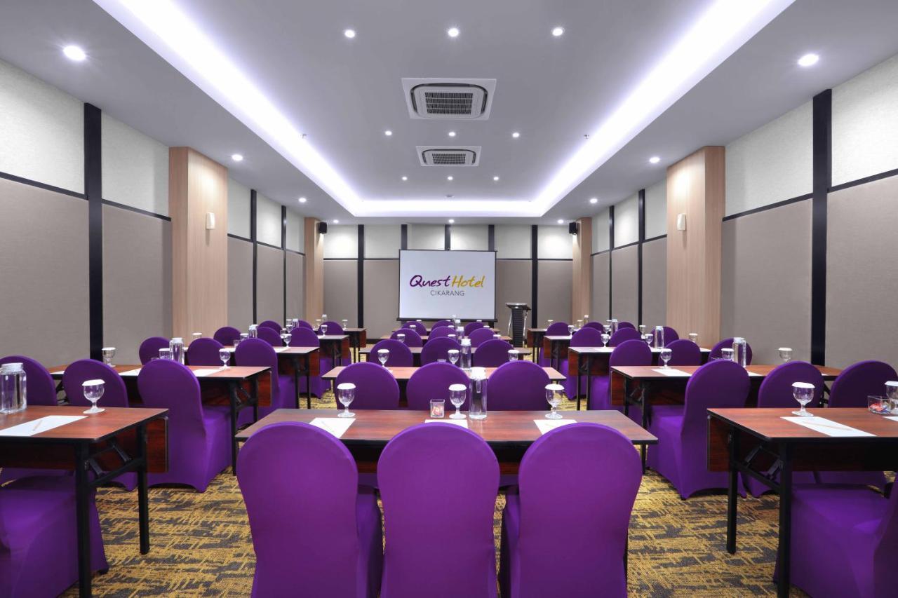 Quest Prime Cikarang By Aston Hotel Бекаси Екстериор снимка